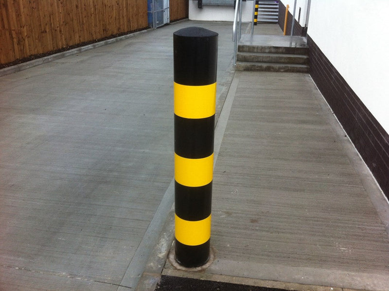 1200mm High-Vis Bollard - Yellow & Black
