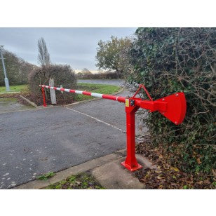 Heavy Duty Manual Arm Barrier – Secure Access Control for 6-9 Meter Spans, Easy Installation, Customizable, Outdoor/Indoor Use, Parking & Security